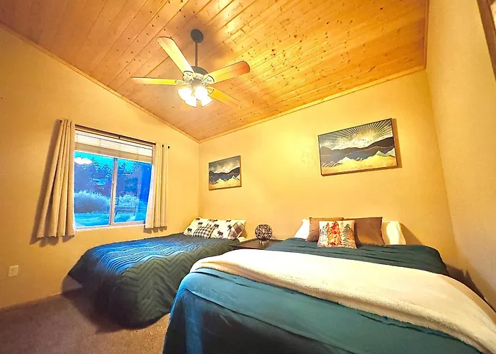 Holiday home Cozy Retreat Pond, Meadow & Mountain Views *