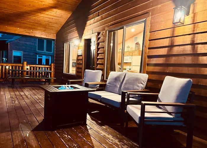 Holiday home Cozy Retreat Pond, Meadow & Mountain Views *