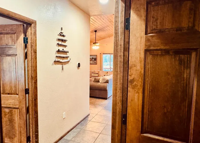 Holiday home Cozy Retreat Pond, Meadow & Mountain Views Greer